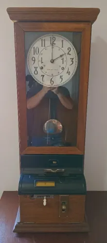 Relógio de Ponto International Antigo