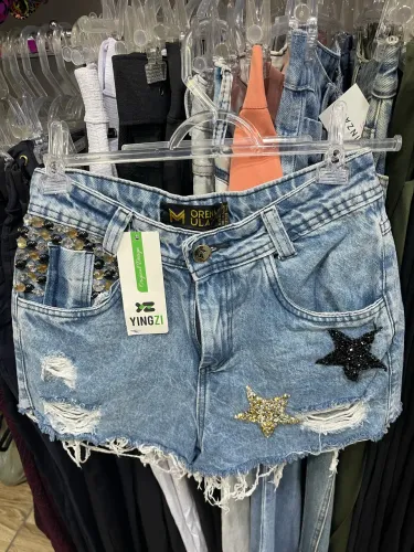 Short jeans