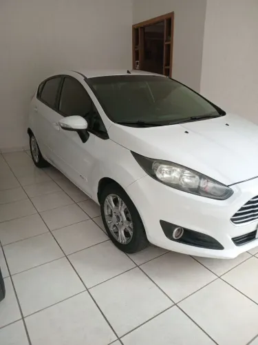 Ford Fiesta SEL 1.6 16V Flex Aut. 5P 2017
