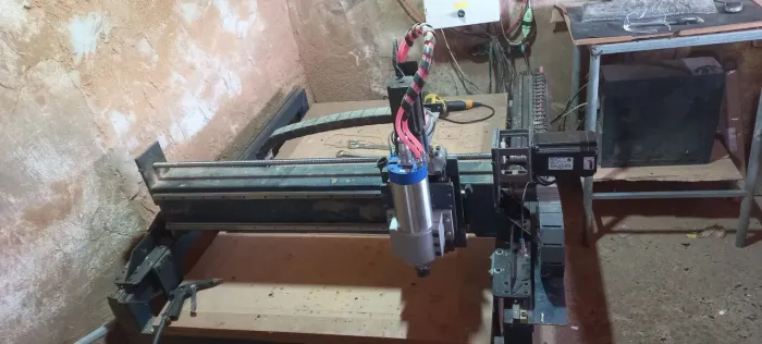 CNC ROUTER 3 EIXOS DE ALTA PRECISÃO