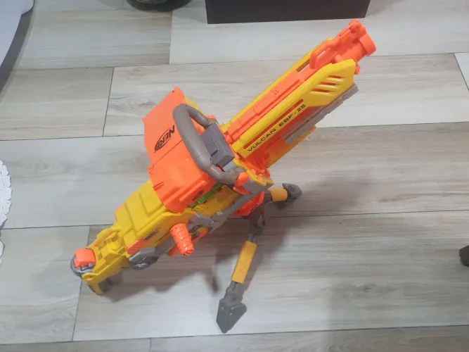 Metralhadora Nerf Vulcan EBF - 25