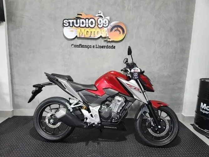 HONDA CB300F ABS 2026 OKM CORES