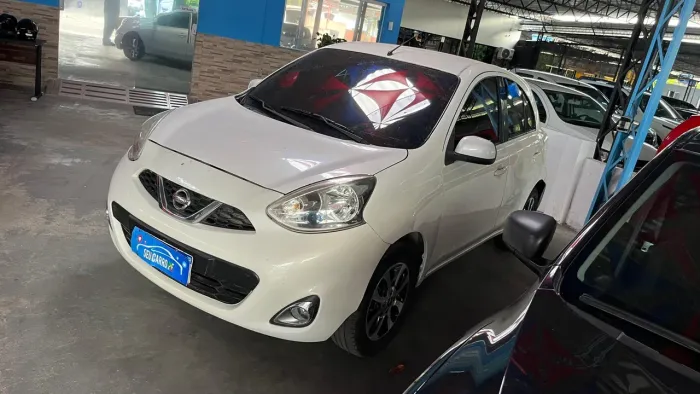 Nissan March SV 1.0 16V Flex Fuel 5P 2015
