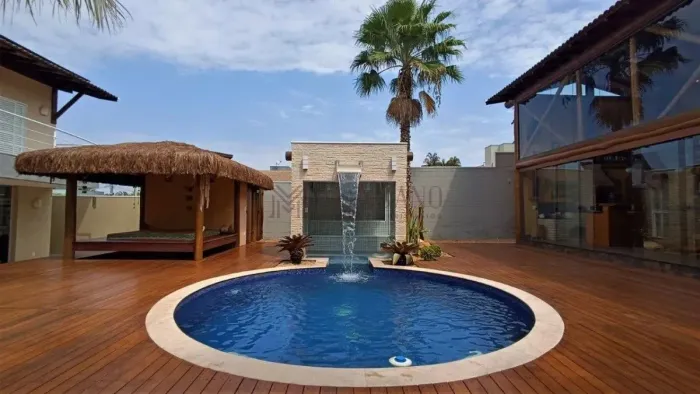 Casa á venda Condomínio Primavera 3 suítes, Piratininga - SP