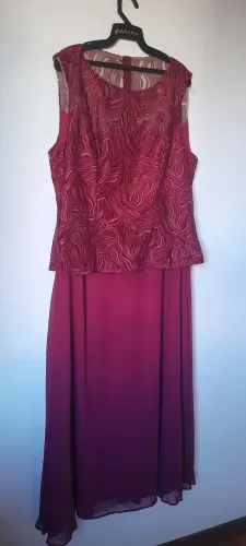 Vestido de Festa Marsala Elegante