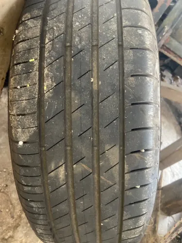 Roda do nivus 2025 pneu e roda novo quero 600 pra ir embora chama que da negócio