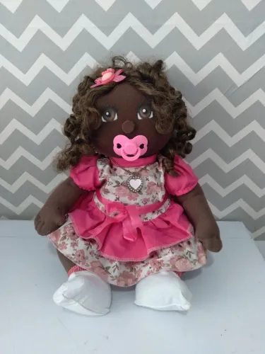 Linda Boneca de Pano Negra