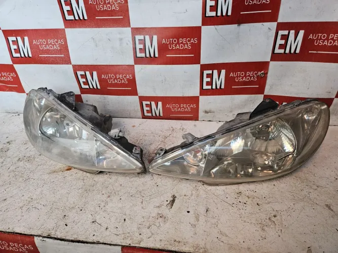 Faróis Dianteiros Peugeot 206 Usados foco simples Par