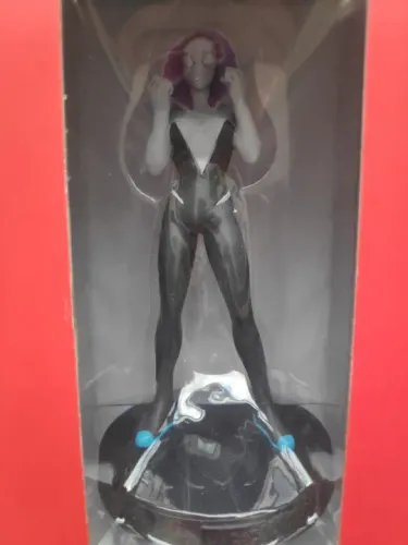 Estátua Eaglemoss - Marvel Spider Gwen / Gwen-Aranha
