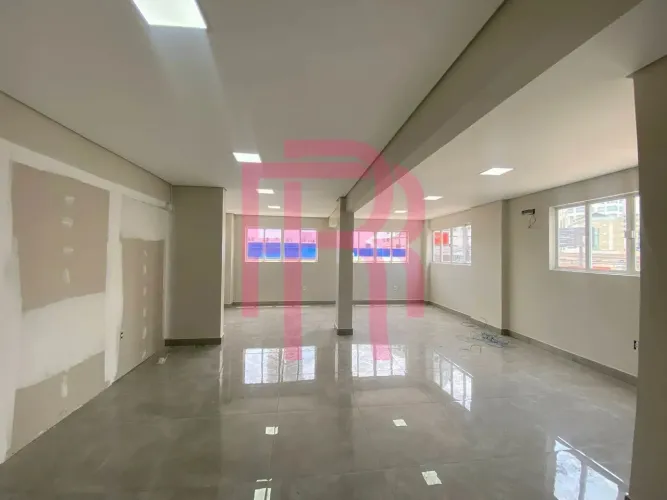 Salas Novas para locação em Balneário Camboriú