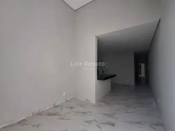 Casa Geminada à venda no bairro Santa Efigênia