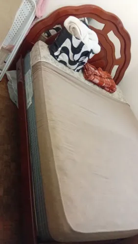 Cama casal padrao madeira