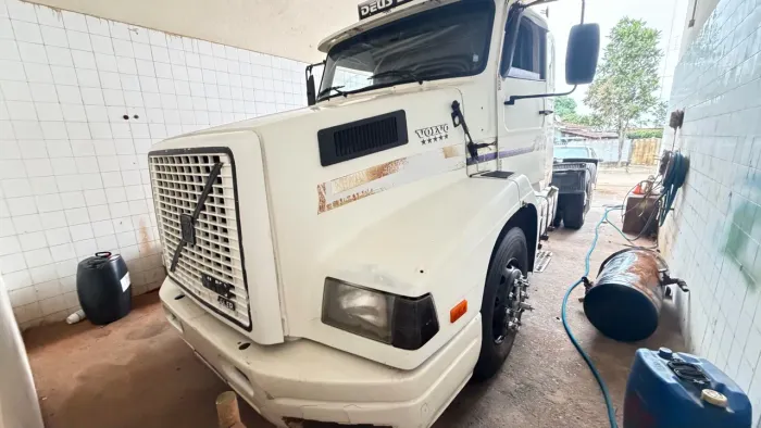 Volvo NL10 340 Cavalo Mecânico Trucado - Ano 1994/1995