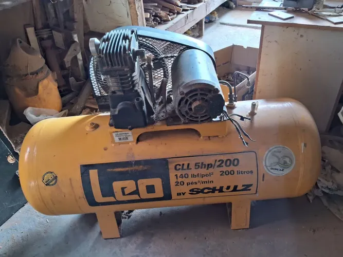 Compressor de ar 20/200 Leo 5hp 200 litros