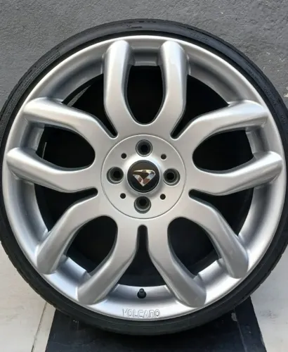 London aro 18 tala 6 furação 4x100 c/ pneus 165/40