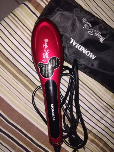 Escova Alisadora Mondial Magic Brush Íon Bivolt EA-01 + Necessaire Térmica