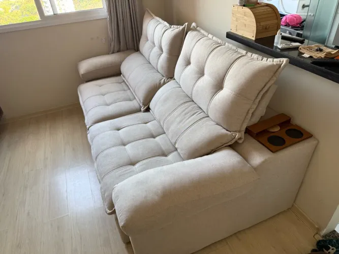 Sofá retrátil 3 lugares Bege