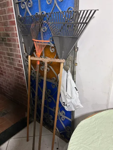 Lote de Ferramentas para Jardim - 4 Peças com Cabo