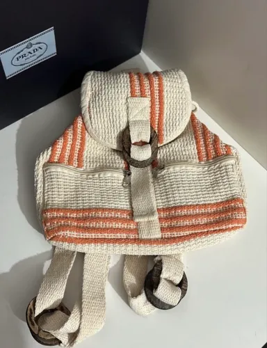Mini mochila de crochê (nova)