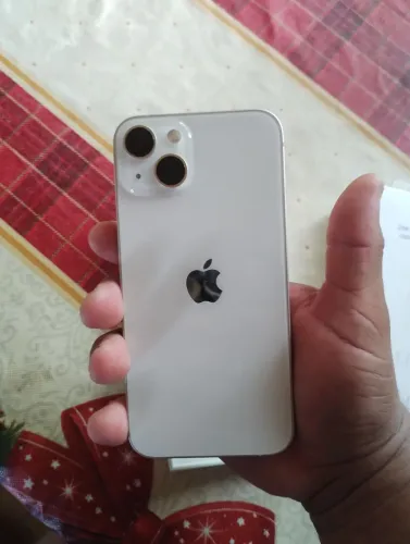iPhone 13 normal