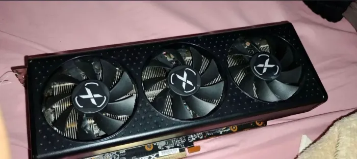 Rx 6600 xt triple fan XFX