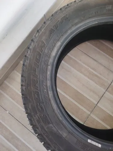 Pneu Scorpion Pirelli 205 60 16 novo