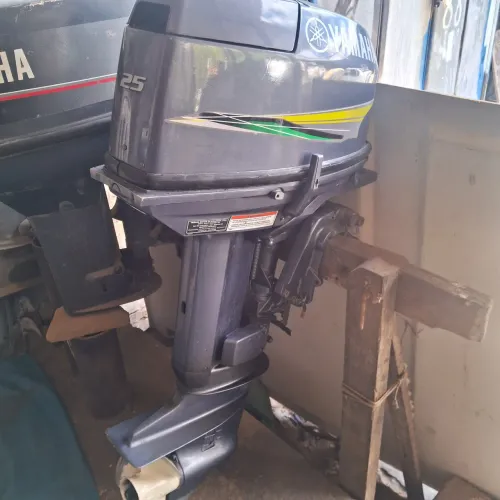 Motor de popa Yamaha