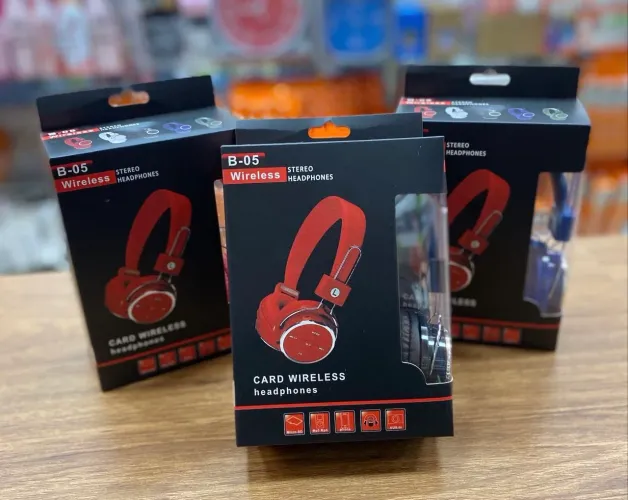 Fone Bluetooth e Rádio B05