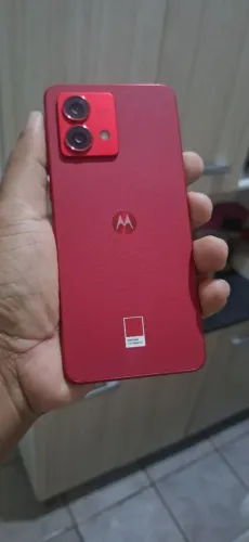 Moto g84 impecável.