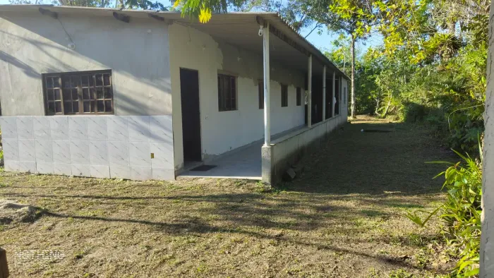 Oportunidade rural: Casa com lago + terreno ao lado disponível
