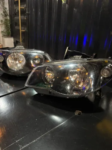 Par de farol máscara negra Fiat
