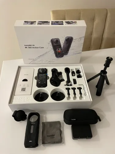 Insta 360 X5