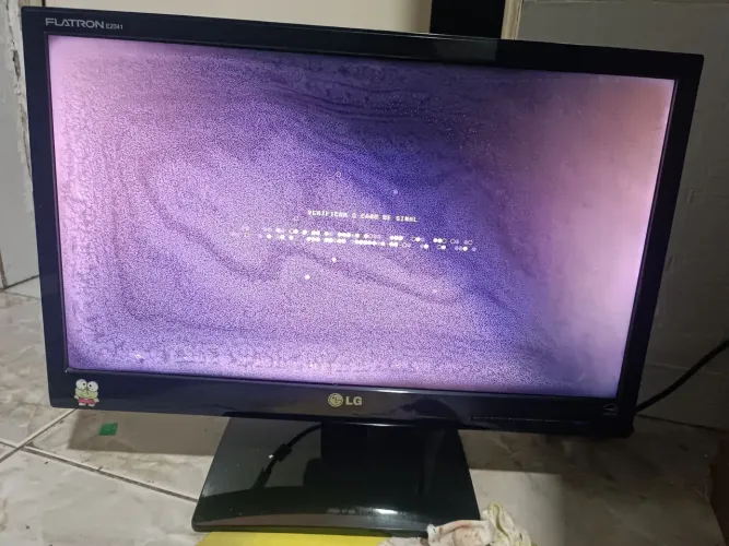 Monitor LG 20 Polegadas Funcionando Com Avarias