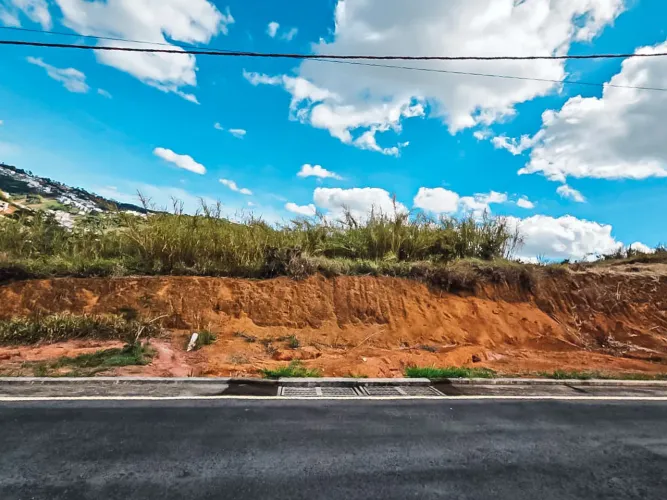 Terreno no Condomínio fechado Reserva Salvaterra