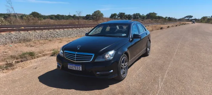 Mercedes-Benz C-200 CGI Sport 1.8 TB 16V 184cv Aut. 2014