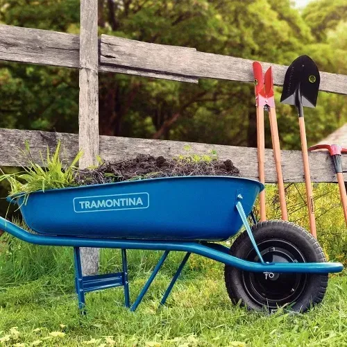 Carrinho de Mão Tramontina Aço Reforçado com Pneu e Câmara para Obra