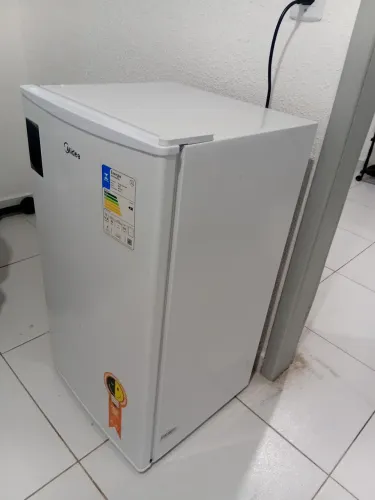 Frigobar midea - 93 litros - 127 volts