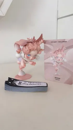Skullpanda Figure The Paradox