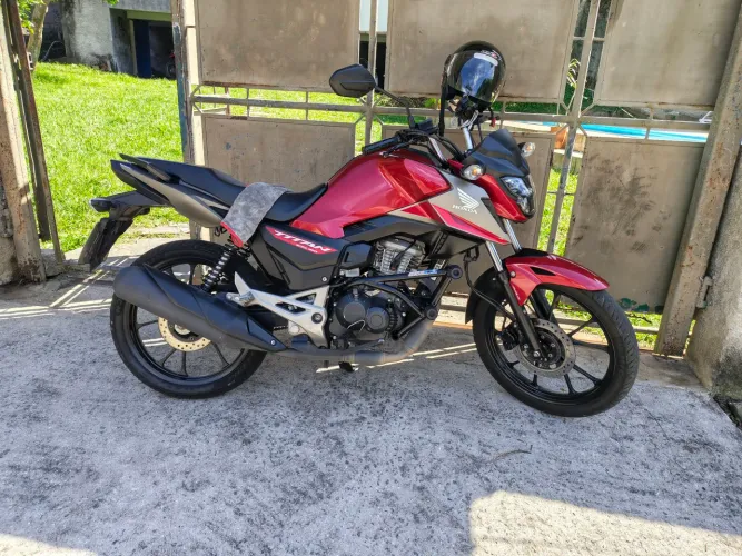 Titan 160 2025 nunca caiu