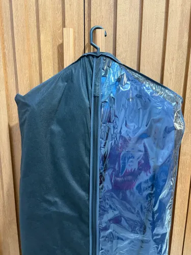 Vendo terno completo usado uma vez 