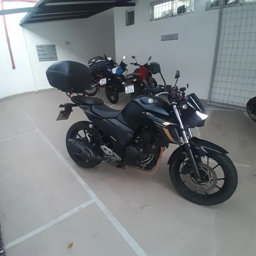 Fazer 250  FZ 25 inteira único  dono