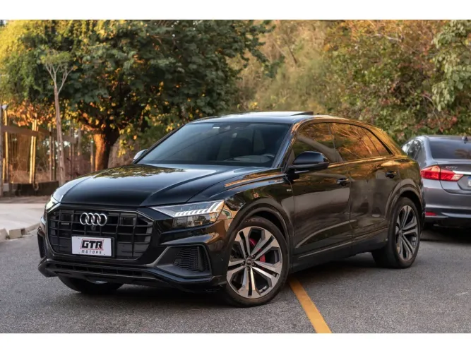 Audi Q8 Perf.bl. 3.0 TFSI Coupe Quat. S-tron. 2022