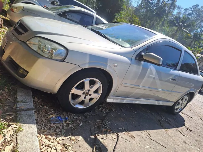 Chevrolet Astra 2.0/ CD 2.0 8V 3P Aut. 2003