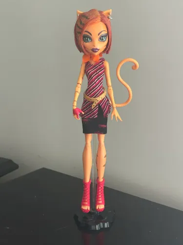 Monster high ghouls alive toralei