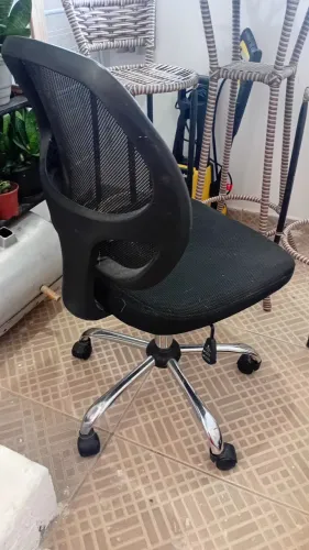 Vendo cadeira d escritório 