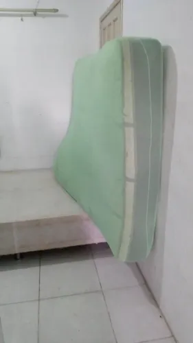 Cama casal , base e colchão , entrega grátis