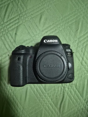 Câmera canon 6D mark ii