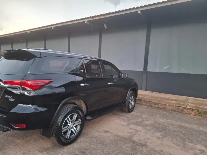 Toyota Hilux SW4 SRV 4X2 2.7 Flex 16V Aut. 2019