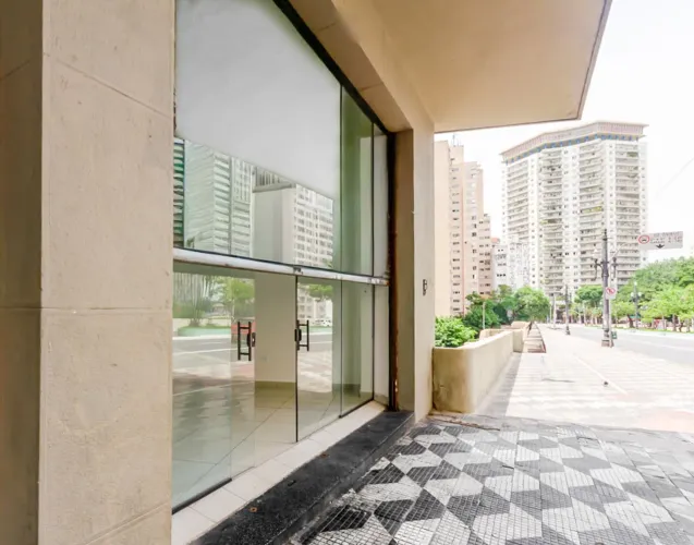 Loja na Viaduto Nove de Julho, 146 136 m²