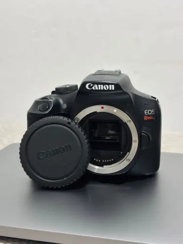 Camera Canon T7 + Lente 18-55mm Canon